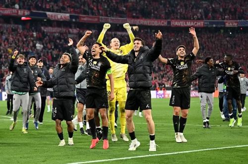 Cầu thủ PSG ăn mừng sau khi giành quyền vào chơi trận chung kết Champions league 2025/2026. Ảnh: Reuters.