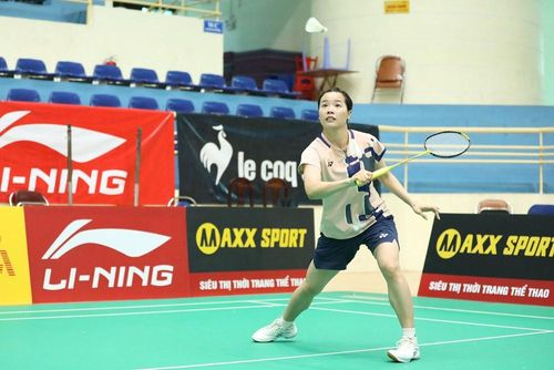 Thùy Linh thi đấu kiên cường để có được chiến thắng