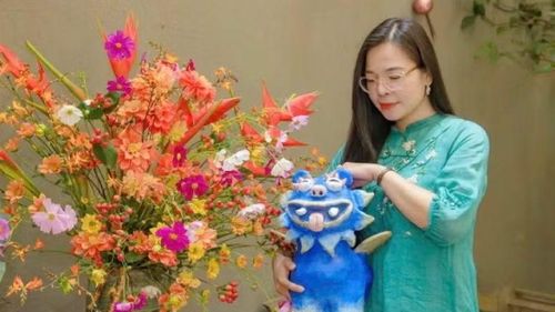 Họa sĩ Trần Nguyệt.