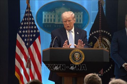 Tổng thống Mỹ Donald Trump phát biểu tại cuộc họp báo ở Nhà Trắng, Washington, D.C. Ảnh: THX/TTXVN