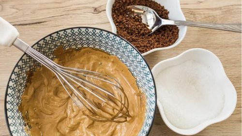 Cà phê nước dừa có cách pha chế khá đơn giản.