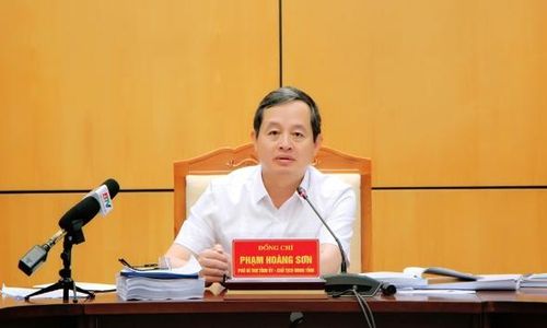 Chủ tịch UBND tỉnh Phạm Hoàng Sơn kết luận về thực hiện các nhiệm vụ quy hoạch thời gian tới.