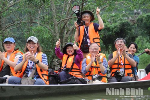 Cảnh sắc, văn hóa, lịch sử vùng đất Ninh Bình là nguồn cảm hứng đặc biệt cho nhiều nghệ sĩ nhiếp ảnh.