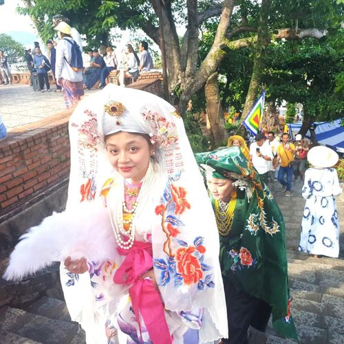 Lễ Nghinh Kiệu Bà Hàng ngàn người dân và du khách chiêm ngưỡng, đồng hành hai bên đường Đoàn rước lễ đăng ký lên đến cả ngàn người Lưu niệm cùng Đoàn chầu Mẫu đếntừ Cà Mau