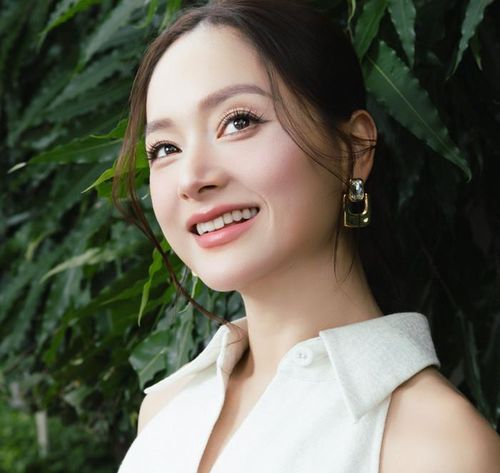 Lan Phương trở thành tâm điểm chú ý sau khi phiên tòa phúc thẩm vụ ly hôn chính thức khép lại.