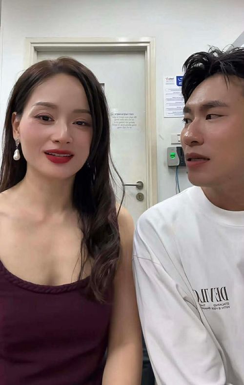 Lan Phương và Kiều Minh Tuấn cần 15 tỷ đồng để chạm mốc 200 tỷ đồng.