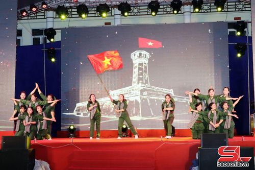 Một tiết mục dự thi tại liên hoan.
