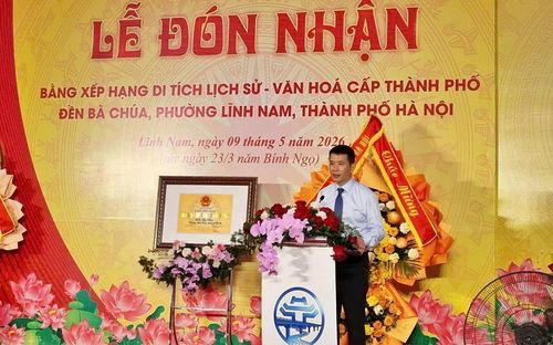 Giám đốc Sở Văn hóa và Thể thao Hà Nội Phạm Tuấn Long phát biểu tại buổi lễ. 