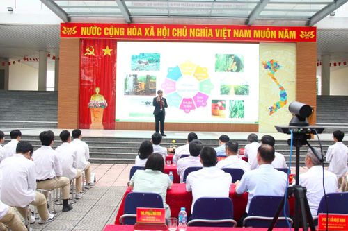 Chương trình tạo cơ hội để học sinh THPT tiếp cận sớm với tư duy khởi nghiệp và kỹ năng cần thiết cho tương lai. Ảnh : Mai Khôi