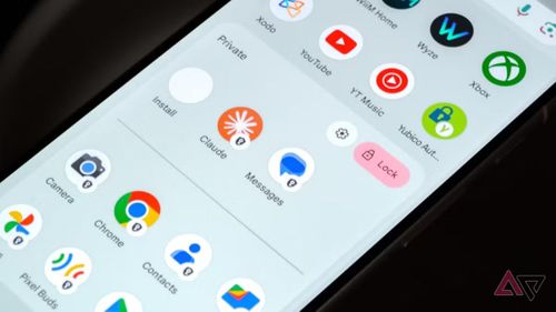 Điểm gây chú ý nhất trên Android 17 chính là khả năng khóa riêng từng ứng dụng ngay từ hệ thống mà không cần cài thêm phần mềm bên thứ ba, cho phép người dùng bảo vệ ứng dụng bằng mã PIN, vân tay hoặc khuôn mặt, đồng thời tự động ẩn thông báo để tăng cường quyền riêng tư.