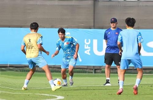 Sau chiến thắng 1-0 trước U17 Yemen ở trận ra quân, toàn đội đang rất tự tin song vẫn giữ được sự tập trung cao độ trước trận gặp đối thủ được đánh giá rất mạnh ở bảng C. Ảnh: VFF.