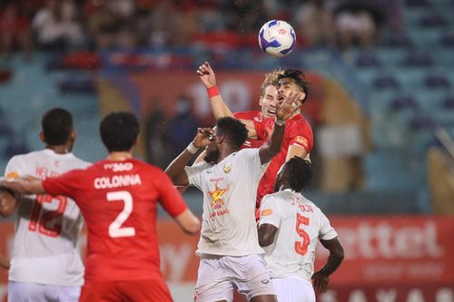  Hồng Lĩnh Hà Tĩnh để thua 2 bàn không gỡ trước Thể Công - Viettel trong trận lượt đi. Ảnh: VPF. 