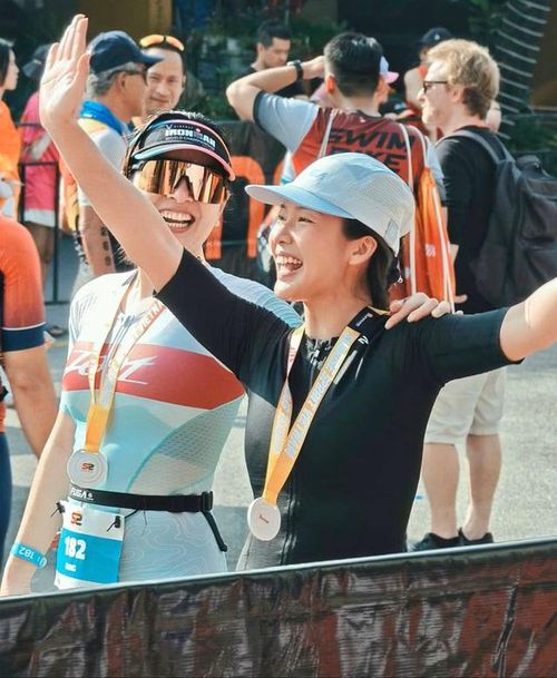 Thành tích bất ngờ của Khả Ngân tại giải ba môn phối hợp IRONMAN 70.3 Việt Nam.