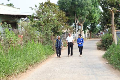 Tình hình an ninh trật tự ở thôn R’Chai 1, xã Đức Trọng cơ bản ổn định, tinh thần đoàn kết trong cộng đồng ngày càng được củng cố