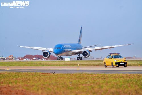 UBND TP.HCM đánh giá tuyến cao tốc sẽ góp phần kết nối trực tiếp khu vực Hồ Tràm - Xuyên Mộc với sân bay Long Thành, thúc đẩy phát triển du lịch, kinh tế biển và nâng cao năng lực kết nối giao thông giữa TP.HCM với các địa phương vùng Đông Nam Bộ.