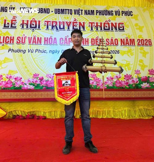 Giải nhất dành cho bộ sáo đẹp tại hội Sáo Đền 2026.