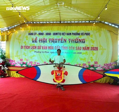 Diều muốn đoạt giải nhất ngoài việc đậu đến hết hội ở giữa hai lưỡi câu liêm thì sáo diều còn phải thật hay. Sáo hay là bộ sáo gồm 2 sáo trở lên, tiếng trong trẻo. Âm thanh giữa các sáo trong bộ phải hài hòa, ngọt ngào, du dương.