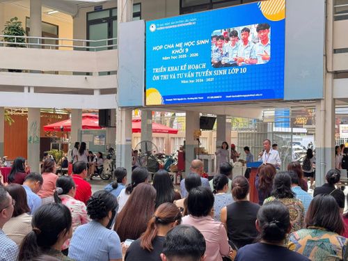 Trường THCS Nguyễn Du có buổi trao đổi với cha mẹ học sinh để chuẩn bị cho kỳ thi lớp 10. (Ảnh: Nhà trường cung cấp)