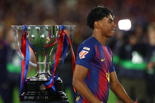  Ở tuổi 18, Lamine Yamal vô địch La Liga đến 3 lần (2022/23, 2024/25 và 2025/26), thành tích còn nhiều hơn cả sự nghiệp tại Real Madrid của Cristiano Ronaldo (2 lần). 