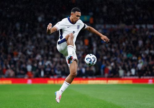  Alexander-Arnold mất suất dự World Cup. 