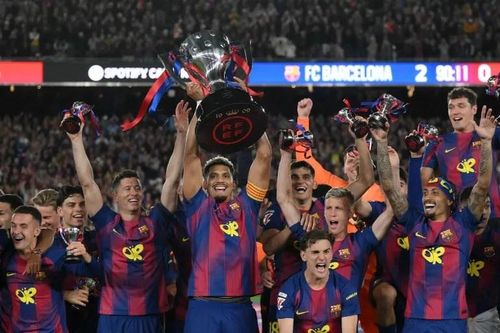 Barcelona vô địch La Liga sau chiến thắng trước Real Madrid. Ảnh: Reuters