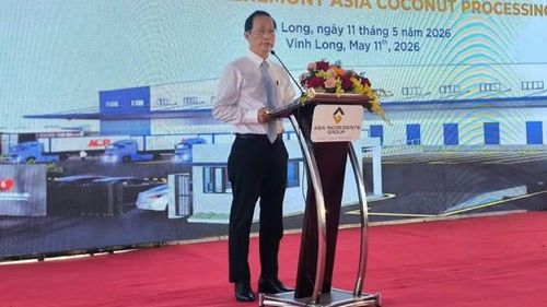 Phó Chủ tịch Ủy ban nhân dân tỉnh Vĩnh Long Nguyễn Trúc Sơn phát biểu tại buổi lễ.
