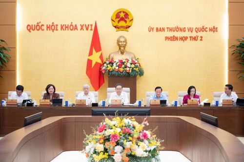 Chủ tịch Quốc hội Trần Thanh Mẫn chủ trì phiên họp.