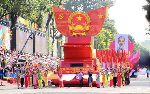 Khối xe nghi trượng tại Lễ diễu binh, diễu hành kỷ niệm 50 năm Ngày Giải phóng miền Nam, thống nhất đất nước (30/4/1975 - 30/4/2025).