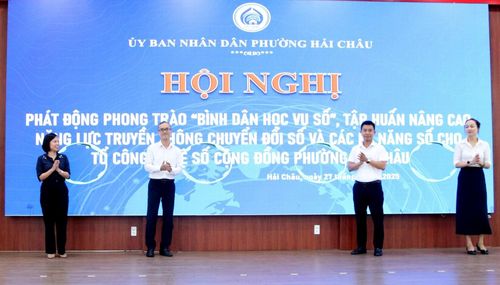 Phát động phong trào “Bình dân học vụ số” phường Hải Châu năm 2026. Ảnh: TRỌNG HUY