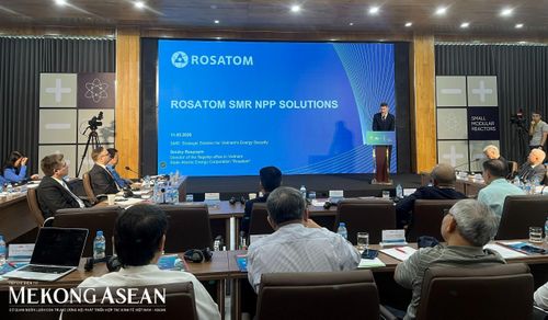  Ông Dmitry Aleksandrovich Raspopin, Trưởng đại diện Tập đoàn Rosatom (Nga) tại Việt Nam trình bày tham luận tại hội thảo. Ảnh: Thu Thảo/Mekong ASEAN. 