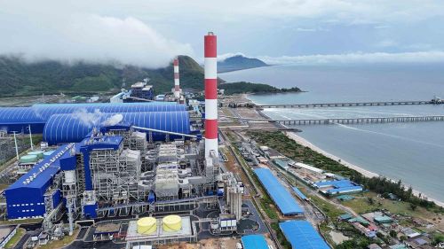 Nhà máy Nhiệt điện Vũng Áng 2 được đầu tư xây dựng hiện đại tại Khu kinh tế Vũng Áng. Ảnh: Hữu Quyết – TTXVN