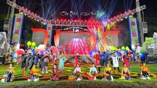 Khai mạc Lễ hội chợ tình Khâu Vai năm 2026 với chủ đề "Khâu Vai - phiên chợ tình mãi gọi".
