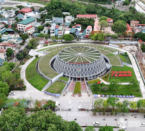 Bảo tàng Chiến thắng Điện Biên Phủ ngày càng thu hút khách du lịch trong và ngoài nước.