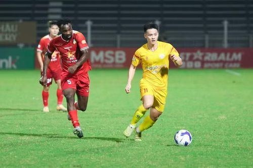 17h ngày 17/5: Hồng Lĩnh Hà Tĩnh làm khách của Hoàng Anh Gia Lai. Ảnh: PVF.