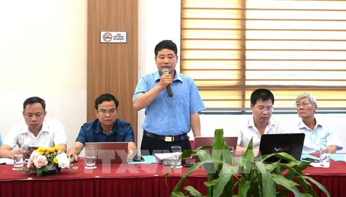Ông Phượng Chàn Nu, Phó Chủ tịch UBND xã Hồ Thầu (Tuyên Quang) phát biểu tại Hội thảo. Ảnh: Minh Tâm-TTXVN 