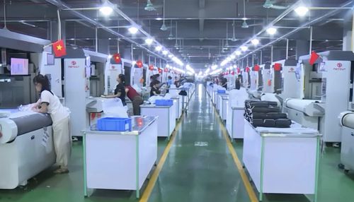Không khí thi đua lao động sản xuất sôi nổi tại công ty TNHH Giày Alena Việt Nam