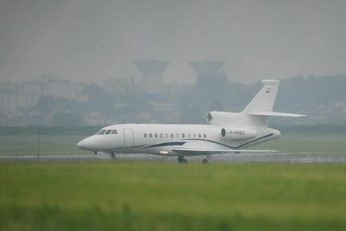 Các nước đang hoàn tất việc truy vết bổ sung đối với hành khách và phi hành đoàn trên chuyến bay của hãng Airlink từ đảo Saint Helena tới Johannesburg. Ảnh: Springfield News-Sun