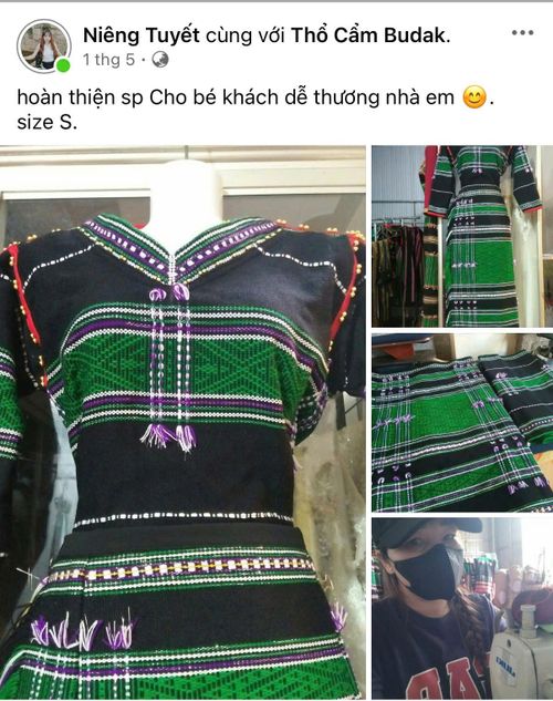 Thông qua mạng xã hội Facebook, chị H'Her đăng tải ảnh, video các sản phẩm thổ cẩm để bán