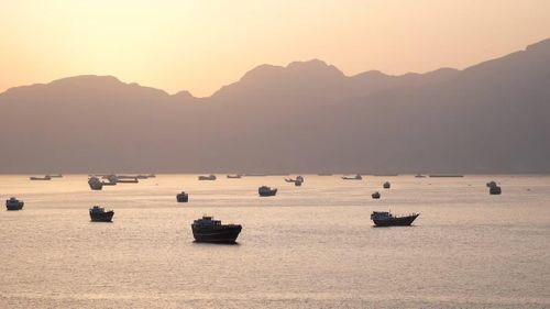 Eo biển Hormuz chưa thể khơi thông do bất đồng Mỹ-Iran. Ảnh: Reuters