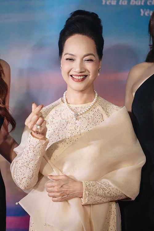 Nhan sắc ở tuổi hưu của nữ nghệ sĩ gạo cội.