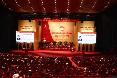 Quang cảnh phiên làm việc của Đại hội chiều 12/5.