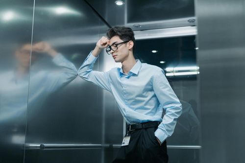 Một số tình trạng sức khỏe cũng được cho là có liên quan đến hiện tượng déjà vu. Ảnh: Pexels.