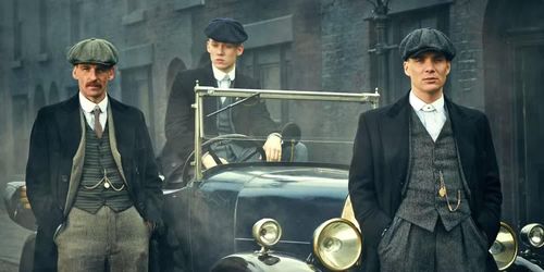 Một cảnh trong Peaky Blinders. Ảnh: Screent Rant.