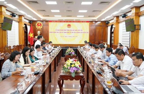 Toàn cảnh buổi làm việc