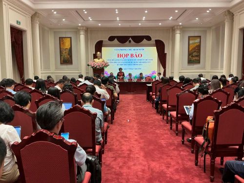 Giới thiệu các luật được công bố tại cuộc họp báo