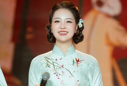 MC Nguyễn Thụy Vân là Á hậu 2 Hoa hậu Việt Nam 2008.