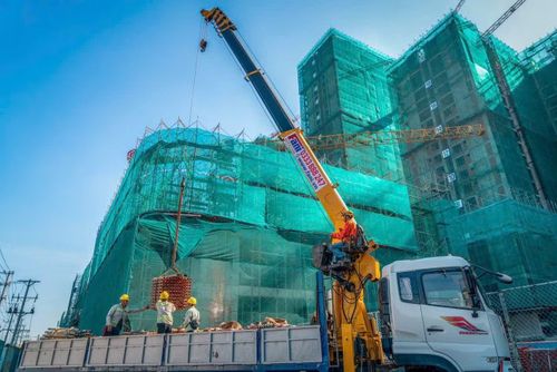 Để hoàn thiện pháp lý cho một dự án có khi mất 3 - 5 năm. Đây là một trong những lý do khiến thị trường thiếu nguồn cung.