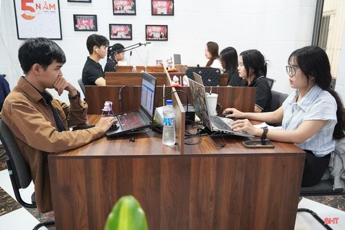 Alibaba Media Hà Tĩnh đã tạo việc làm cho nhiều lao động trẻ với mức thu nhập ổn định.