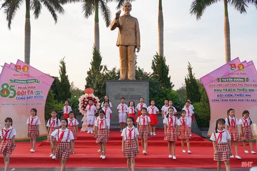 Khép lại chương trình “85 Mùa hoa - Đội ta lớn lên cùng đất nước” là niềm tự hào về chặng đường 85 năm xây dựng và trưởng thành của Đội TNTP Hồ Chí Minh, nơi đã chắp cánh ước mơ, bồi đắp lý tưởng cho nhiều thế hệ thiếu nhi. Tiếp nối truyền thống ấy, thiếu nhi Hà Tĩnh sẽ tiếp tục chăm ngoan, học giỏi, tích cực rèn luyện, làm nhiều việc tốt để xứng đáng là Cháu ngoan Bác Hồ.