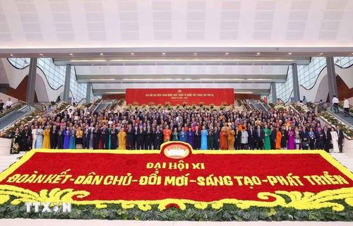Ủy ban Trung ương Mặt trận Tổ quốc Việt Nam khóa XI, nhiệm kỳ 2026-2031 ra mắt Đại hội. (Ảnh: Văn Điệp/TTXVN)